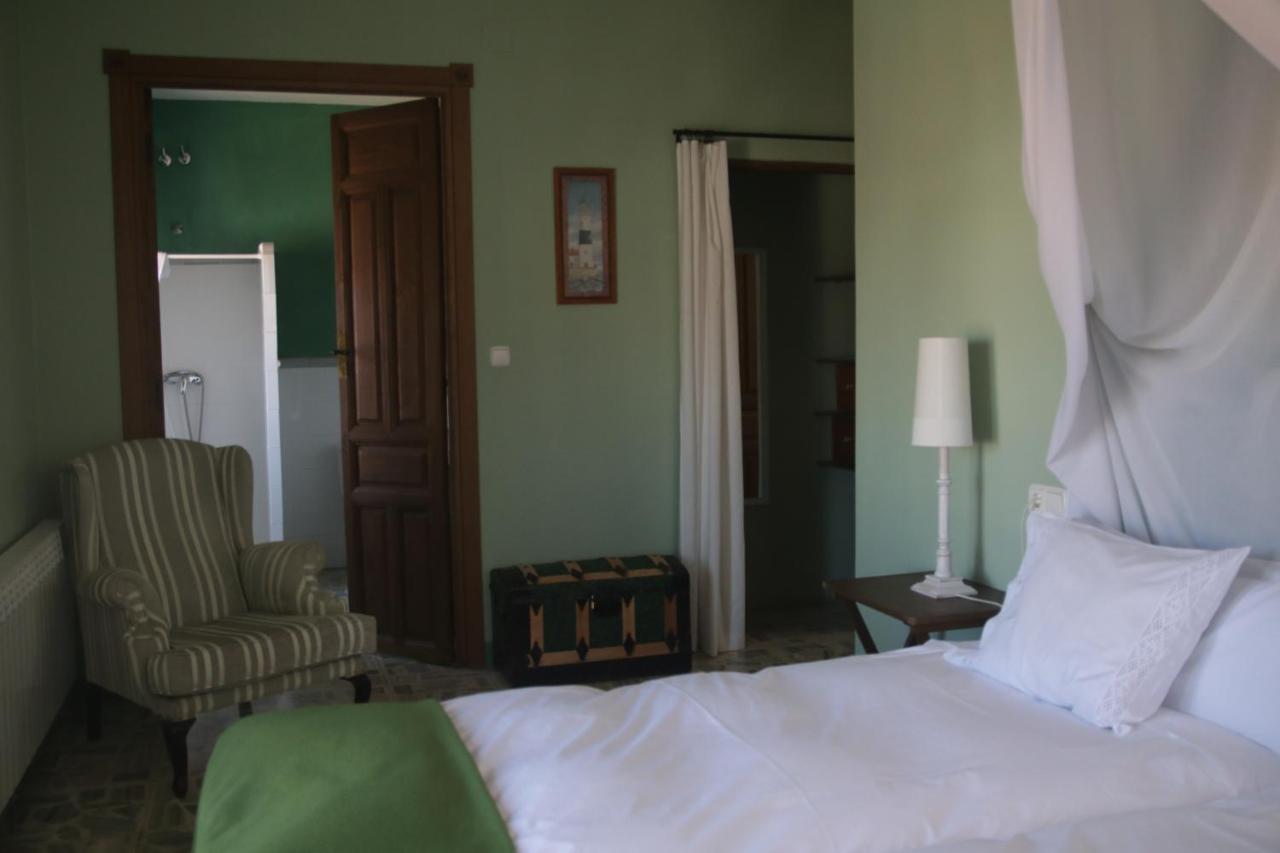 Hotel Villa Maria Fuentes de Bejar Exterior photo